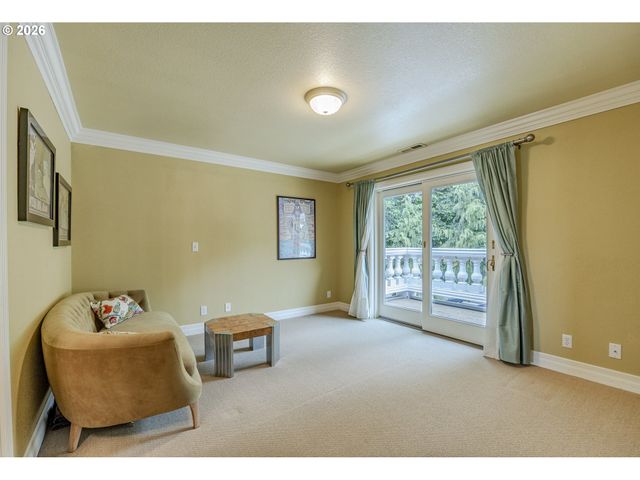 1564 REGENCY Dr, Eugene, OR 97401