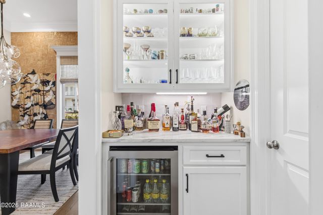 106 Winthorpe, Lafayette, LA 70503