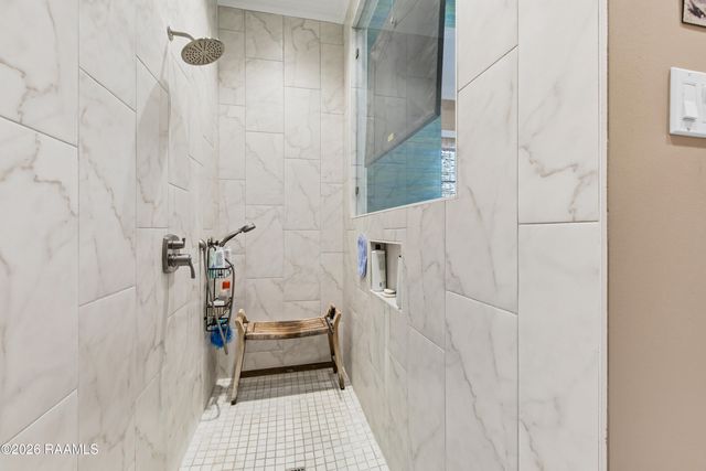 106 Winthorpe, Lafayette, LA 70503