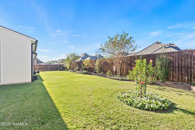 106 Winthorpe, Lafayette, LA 70503