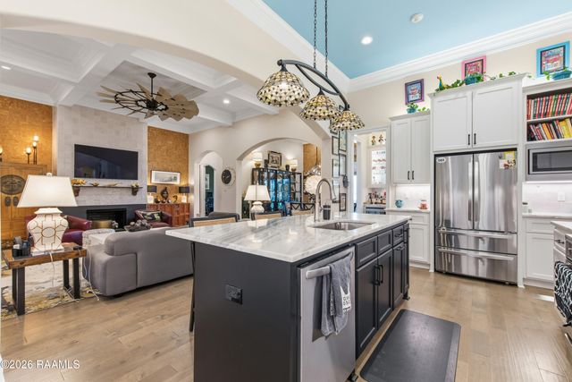 106 Winthorpe, Lafayette, LA 70503