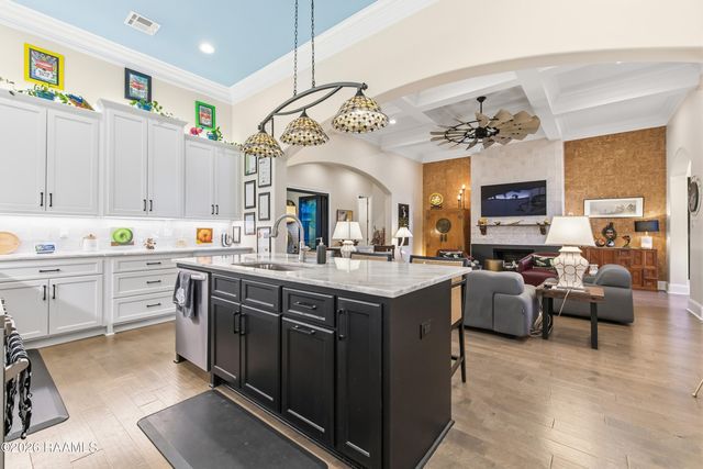 106 Winthorpe, Lafayette, LA 70503