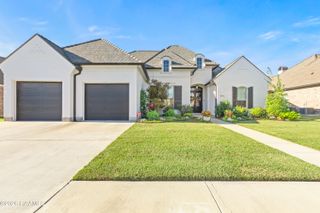 106 Winthorpe, Lafayette, LA 70503