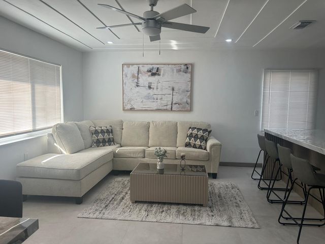 217 SW 15th Street, Fort Lauderdale, FL 33315