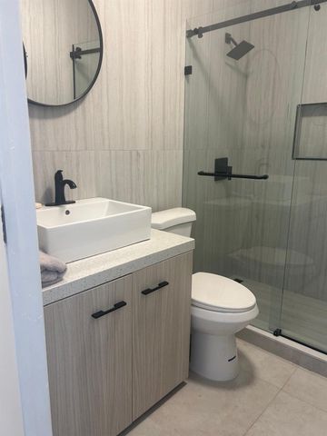 217 SW 15th Street, Fort Lauderdale, FL 33315