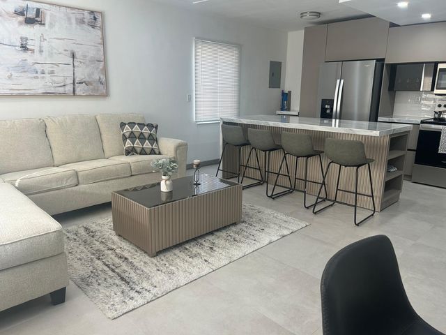 217 SW 15th Street, Fort Lauderdale, FL 33315