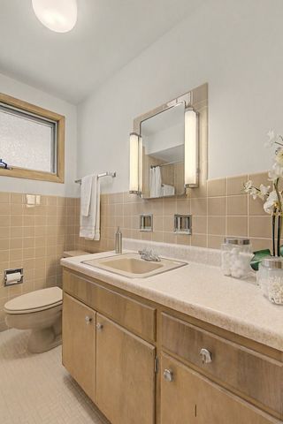 1112 S Maple Avenue, Oak Park, IL 60304