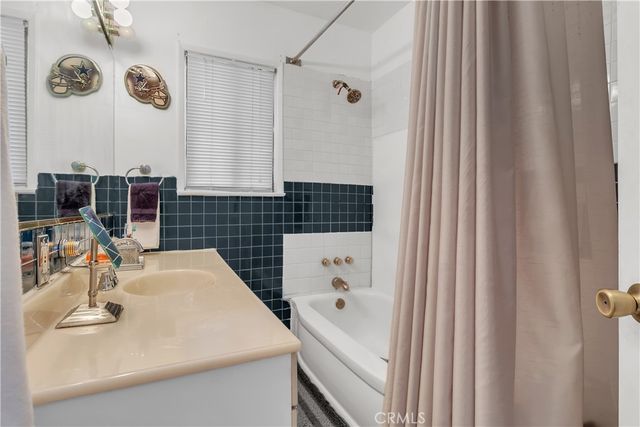 1243 W 122nd, Los Angeles, CA 90044