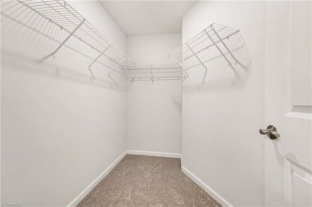 910 Plum Creek Place, Greensboro, NC 27405