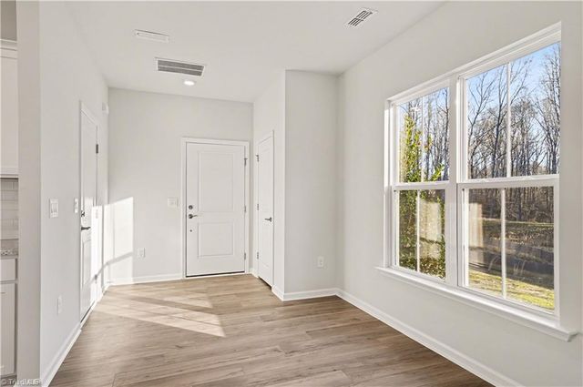 910 Plum Creek Place, Greensboro, NC 27405