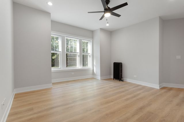 1904 W Morse Avenue 1, Chicago, IL 60626