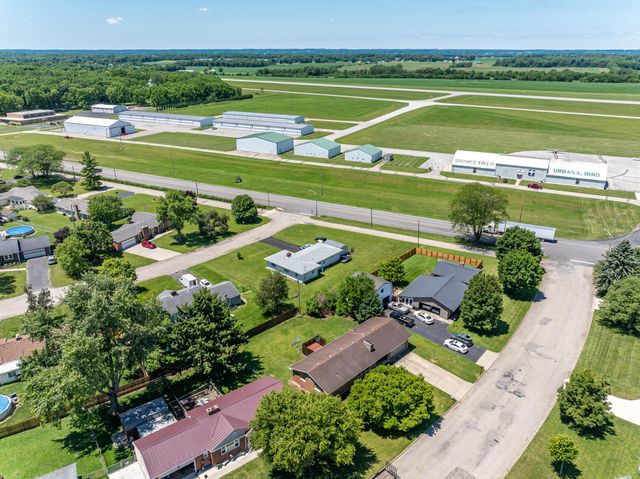 1566 Grimes Avenue, Urbana, OH 43078