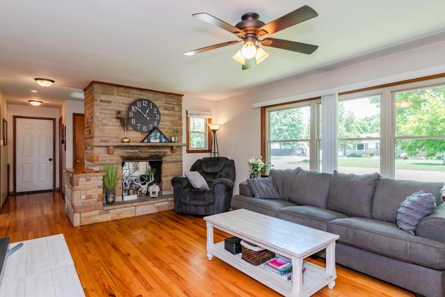 1566 Grimes Avenue, Urbana, OH 43078