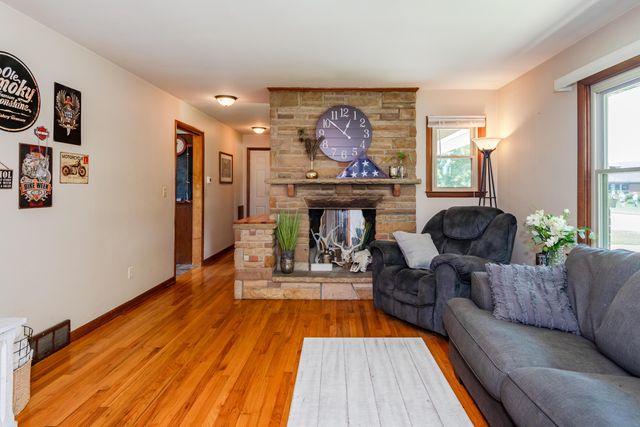 1566 Grimes Avenue, Urbana, OH 43078
