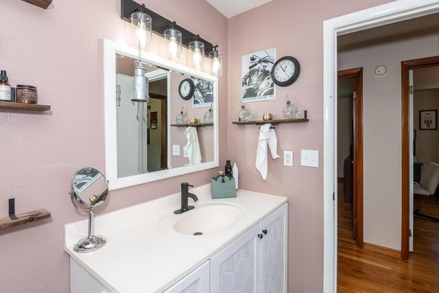 1566 Grimes Avenue, Urbana, OH 43078