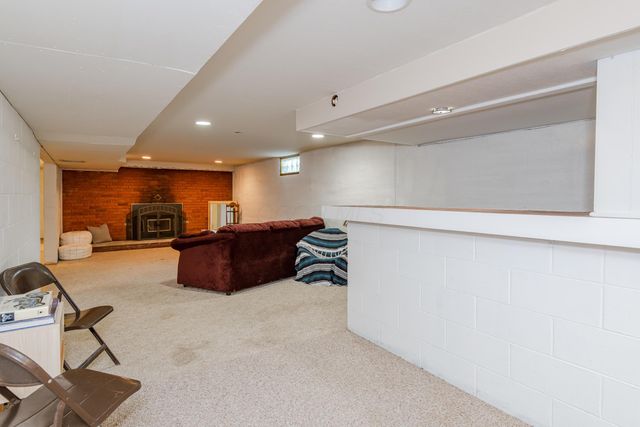 1566 Grimes Avenue, Urbana, OH 43078