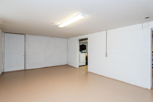 1566 Grimes Avenue, Urbana, OH 43078