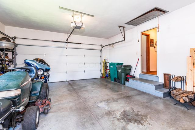 1566 Grimes Avenue, Urbana, OH 43078