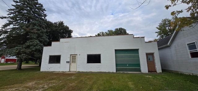 973 S. Frederick Ave., Oelwein, IA 50662