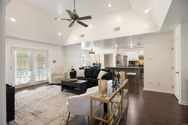 1810 Cypress Street, Paragould, AR 72450