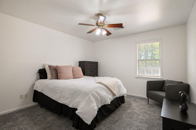 1810 Cypress Street, Paragould, AR 72450
