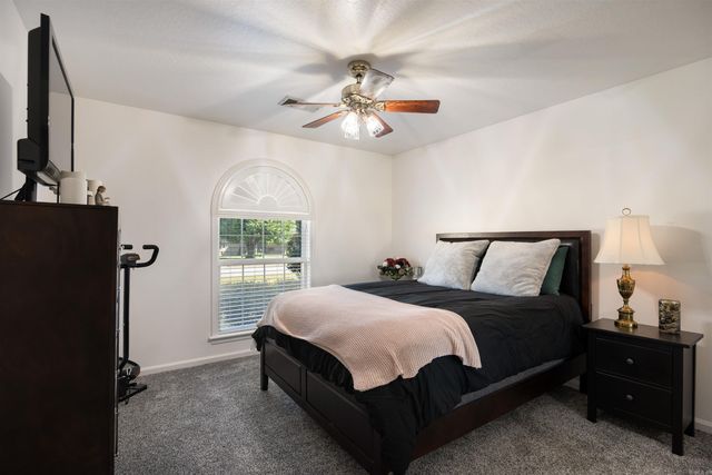 1810 Cypress Street, Paragould, AR 72450