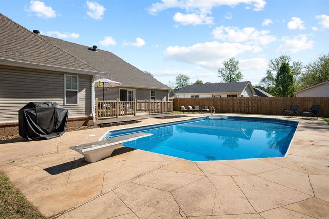 1810 Cypress Street, Paragould, AR 72450