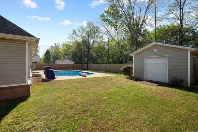 1810 Cypress Street, Paragould, AR 72450