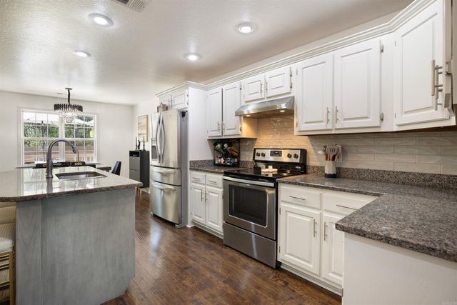 1810 Cypress Street, Paragould, AR 72450