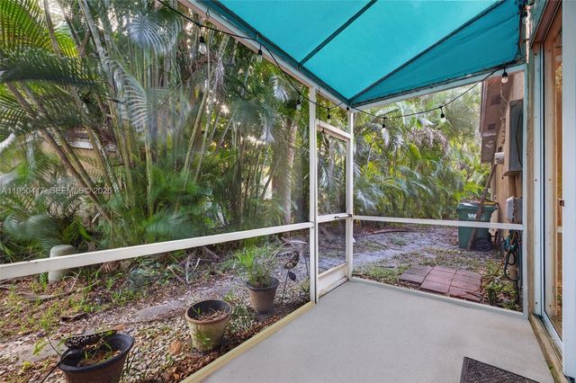 7033 Woodmont Way, Tamarac, FL 33321