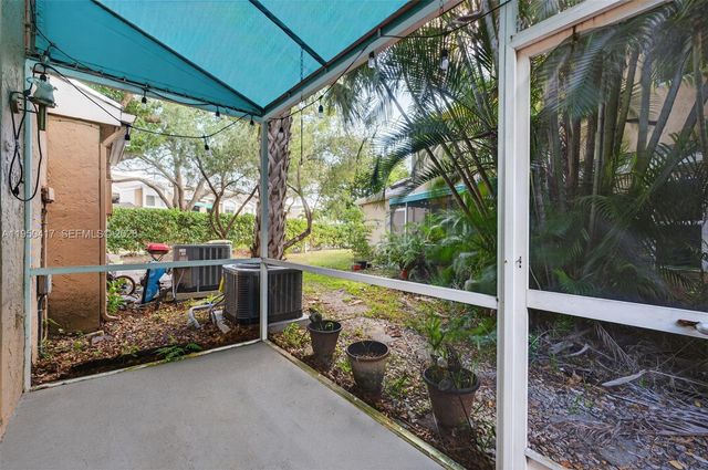 7033 Woodmont Way, Tamarac, FL 33321