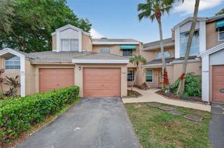 7033 Woodmont Way, Tamarac, FL 33321