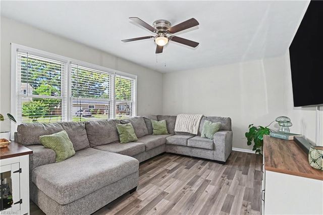 2309 Tapscott AVE, Chesapeake, VA 23324