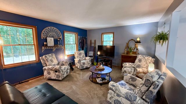 12637 Lakeshore Drive, Grand Haven Twp, MI 49417