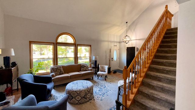 12637 Lakeshore Drive, Grand Haven Twp, MI 49417