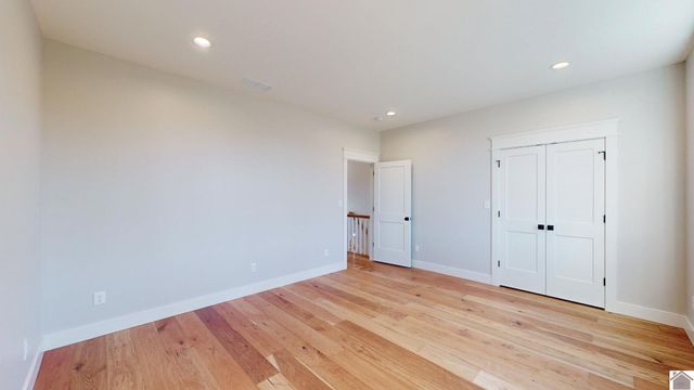 221 Saddle Creek Drive, Paducah, KY 42001