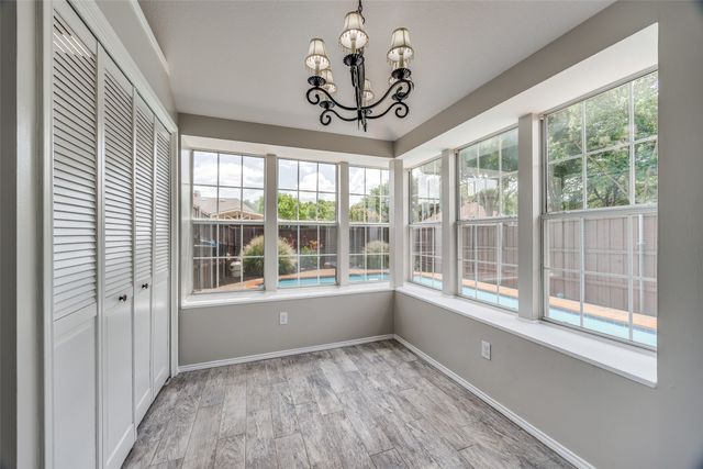2102 Overview Lane, Garland, TX 75044