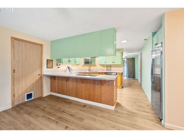 17811 Se 23RD St, Vancouver, WA 98683