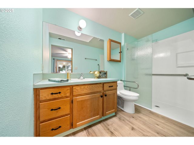 17811 Se 23RD St, Vancouver, WA 98683