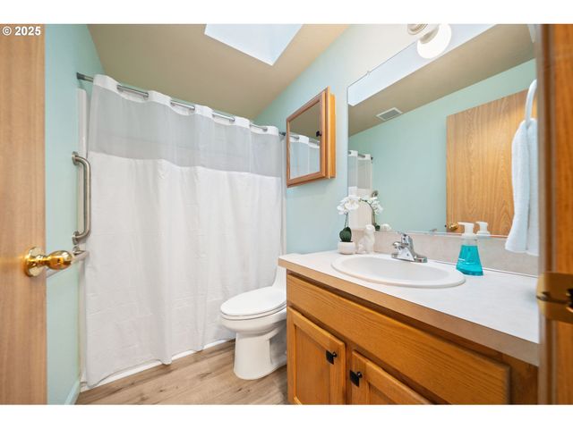 17811 Se 23RD St, Vancouver, WA 98683