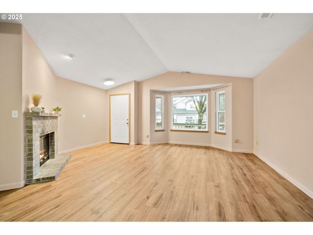 17811 Se 23RD St, Vancouver, WA 98683