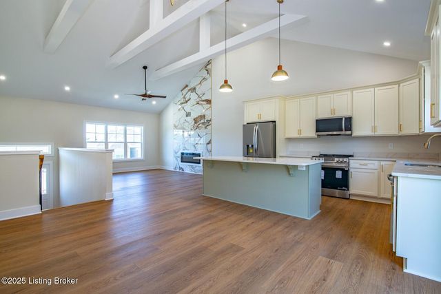 236 Wild Deer Dr, Elizabethtown, KY 42701