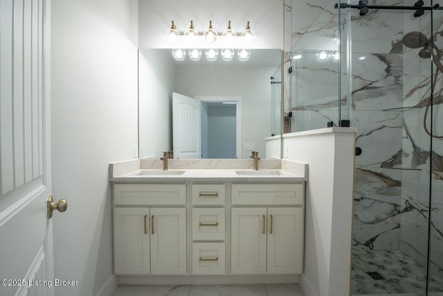 236 Wild Deer Dr, Elizabethtown, KY 42701