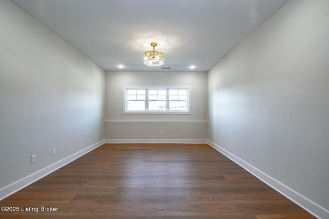 236 Wild Deer Dr, Elizabethtown, KY 42701