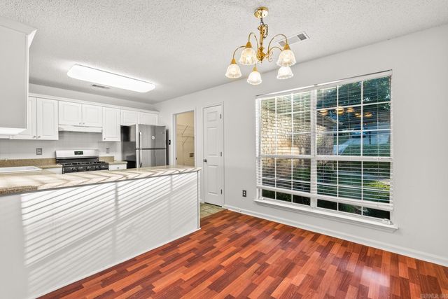 12901 Westglen Drive, Little Rock, AR 72211