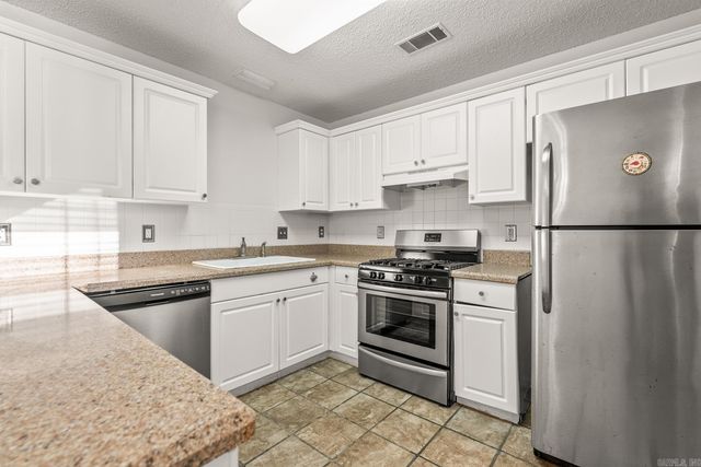 12901 Westglen Drive, Little Rock, AR 72211