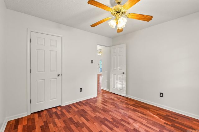 12901 Westglen Drive, Little Rock, AR 72211