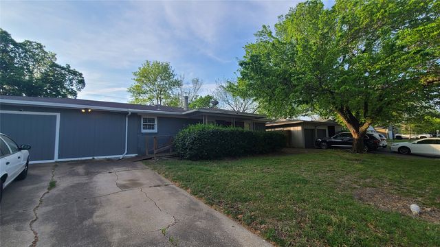 4653 Selkirk Drive, Fort Worth, TX 76109