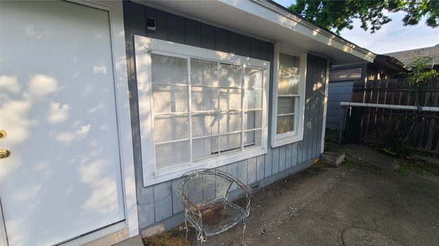 4653 Selkirk Drive, Fort Worth, TX 76109