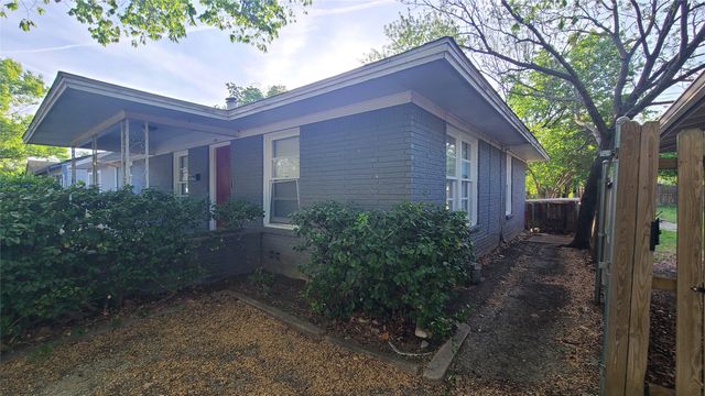 4653 Selkirk Drive, Fort Worth, TX 76109